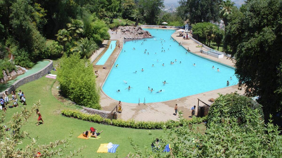 Piscina Tupahue en Parquemet: Horarios y precios de las entradas para este panorama en la Región Metropolitana