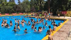 Conoce estas 5 piscinas municipales gratuitas en Santiago
