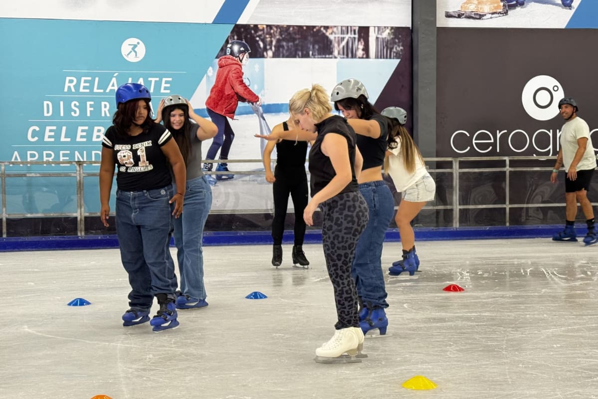 El parque de entretenciones cuenta con dos sucursales en la capital, donde puedes practicar el deporte durante todo el año. Créditos: Cerogrado.