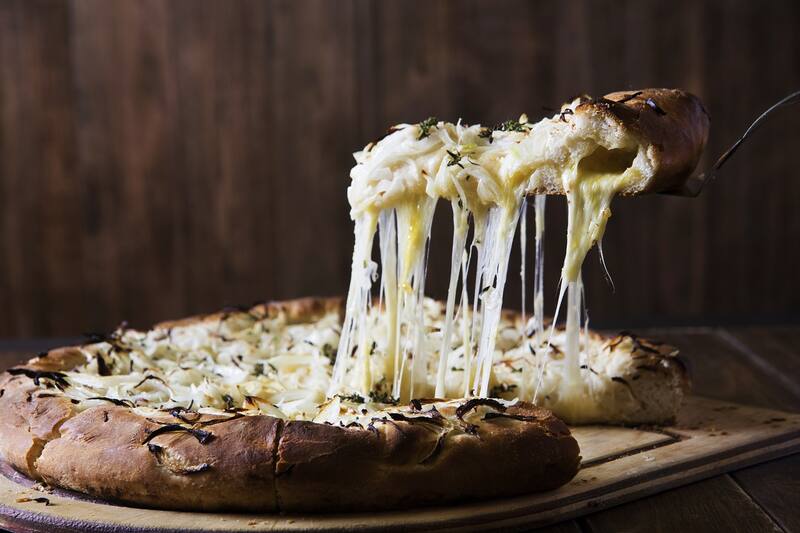 Descubre algunas de las mejores pizzas en la ciudad.
