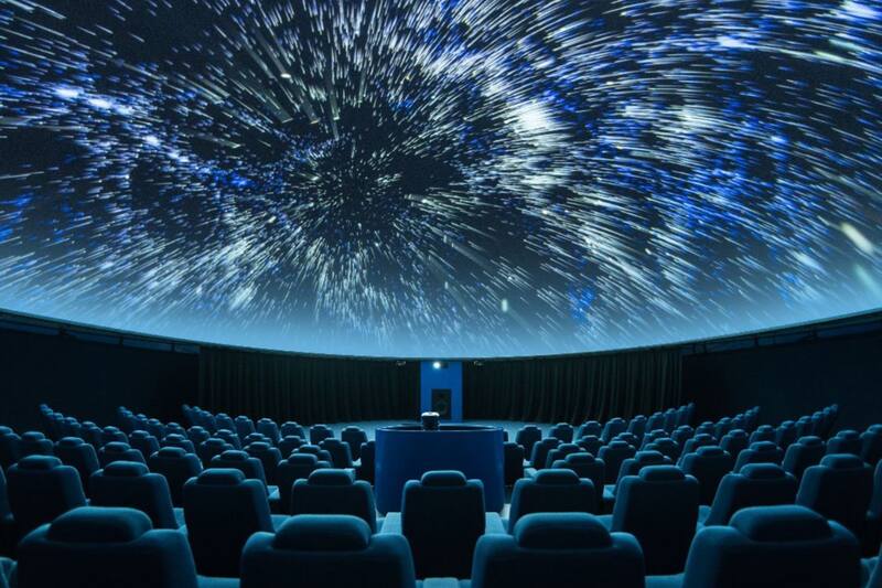 Celebra el día de la astronomía en el Planetario.