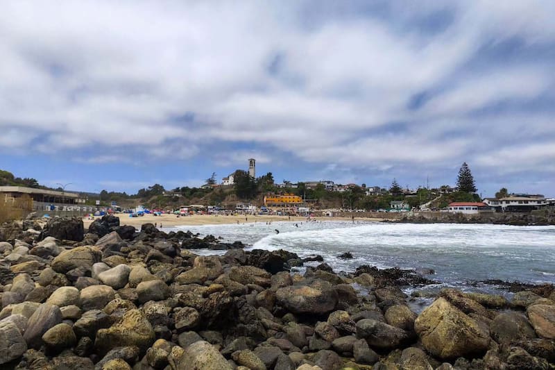 La bahía es parte fundamental del balneario Las Cruces, en la región de Valparaíso. Créditos: Juan Godoy Photos en Instagram.
