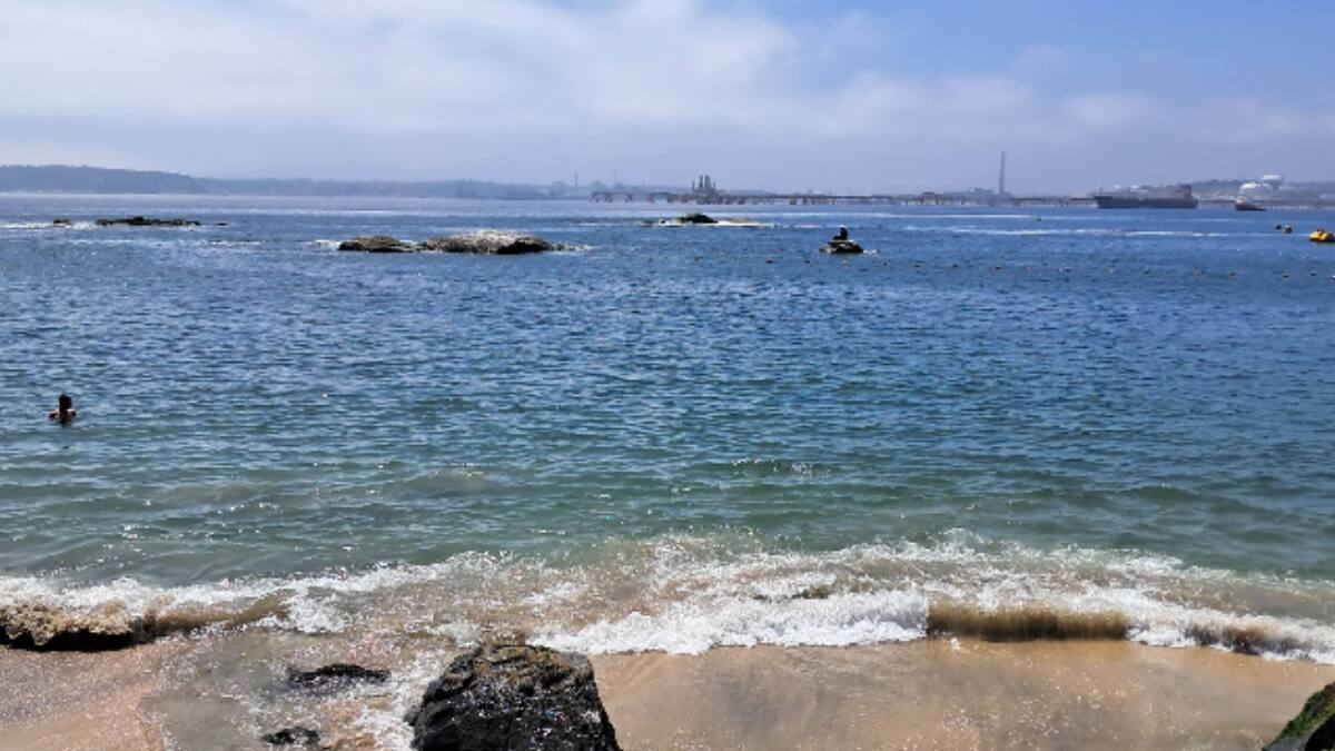 Descubre esta playa escondida en la quinta región ideal para visitar con niños durante el verano