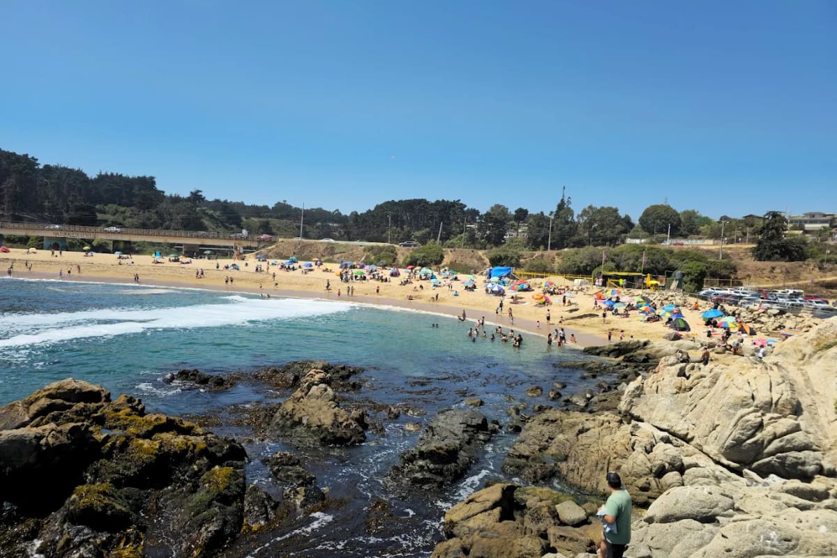 Al ser poco conocida, este lugar es perfecto para una escapada cerca de Santiago. Créditos: Google Maps.