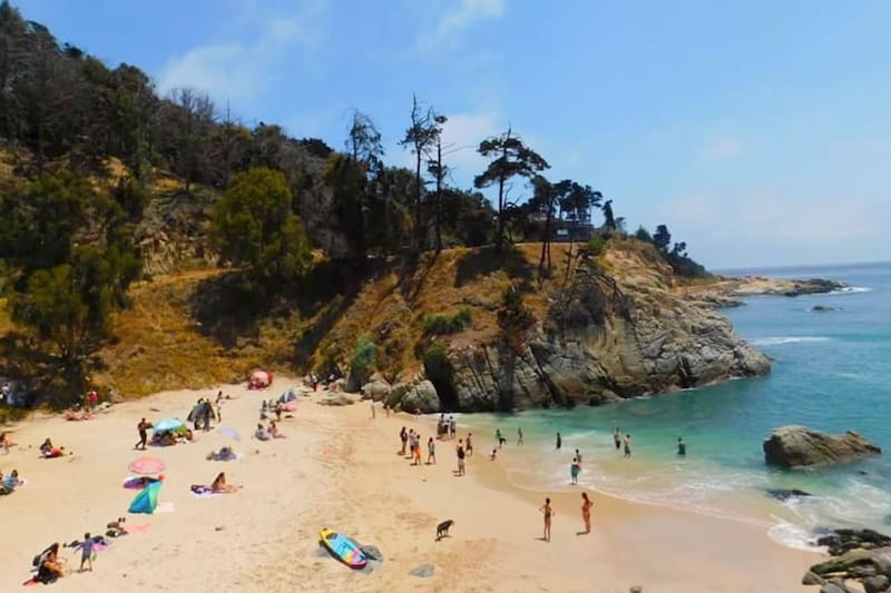 Este destino de la Región de Valparaíso es ideal para una escapada por el día o un fin de semana. Foto: Playas de Chile.