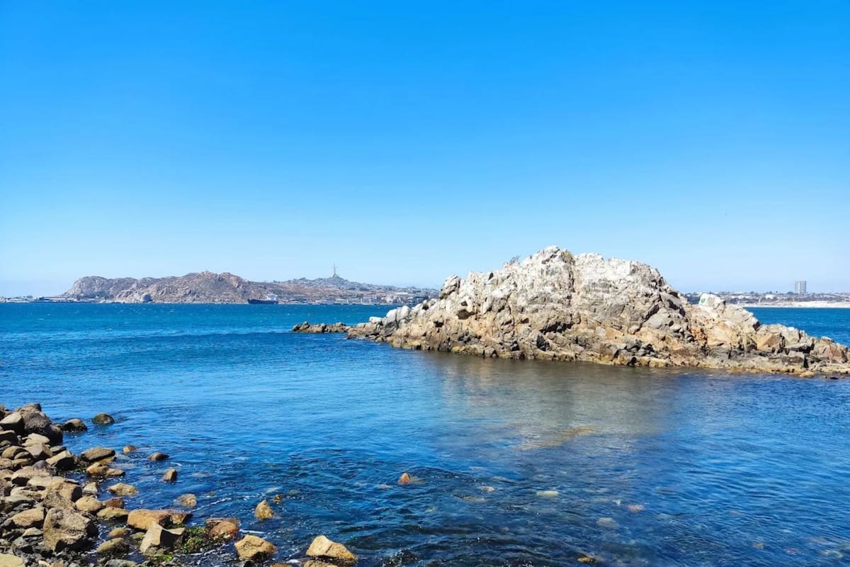Son seis balnearios los que están habilitados para el baño en esta ciudad.
Créditos: Google Maps.