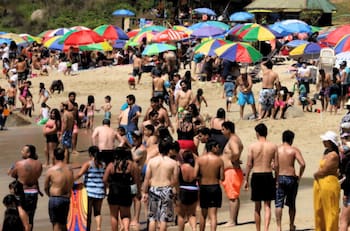 Marea roja: ¿Son aptas para el baño las playas identificadas con este fenómeno?