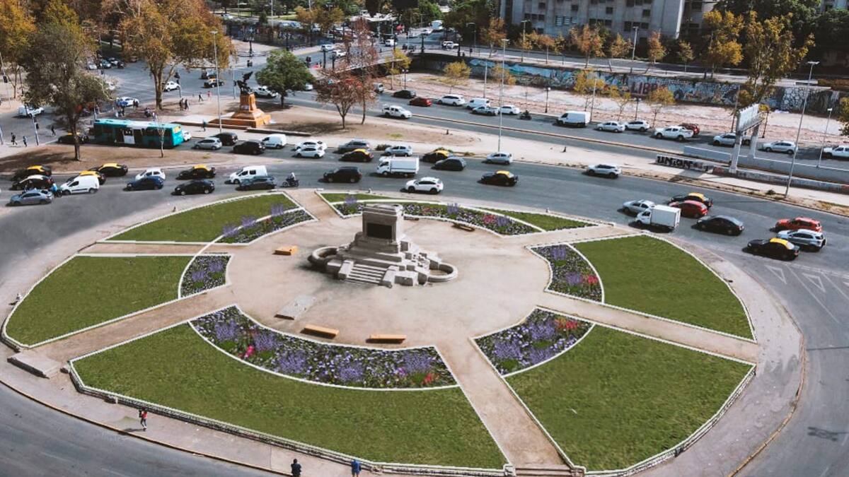 ¿Hasta cuándo durarán los cortes y desvíos que parten hoy en Plaza Baquedano?