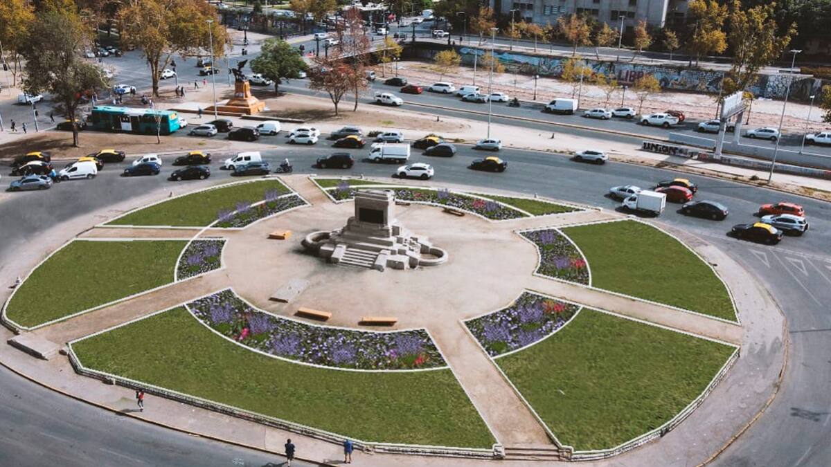 Reportaje muestra violento accionar de los cuidadores ilegales de autos