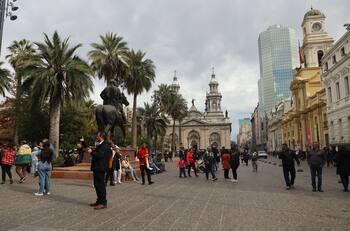 Municipio de Santiago estudia reinstalar uno de los íconos de la ciudad que fue retirado en el Estallido Social