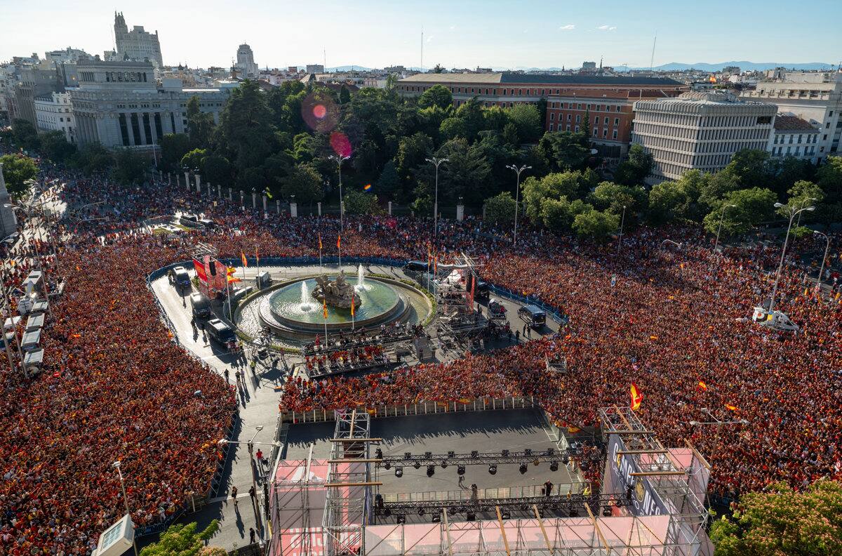 VIDEO | El tremendo ambiente que recibió a España campeón de la Eurocopa