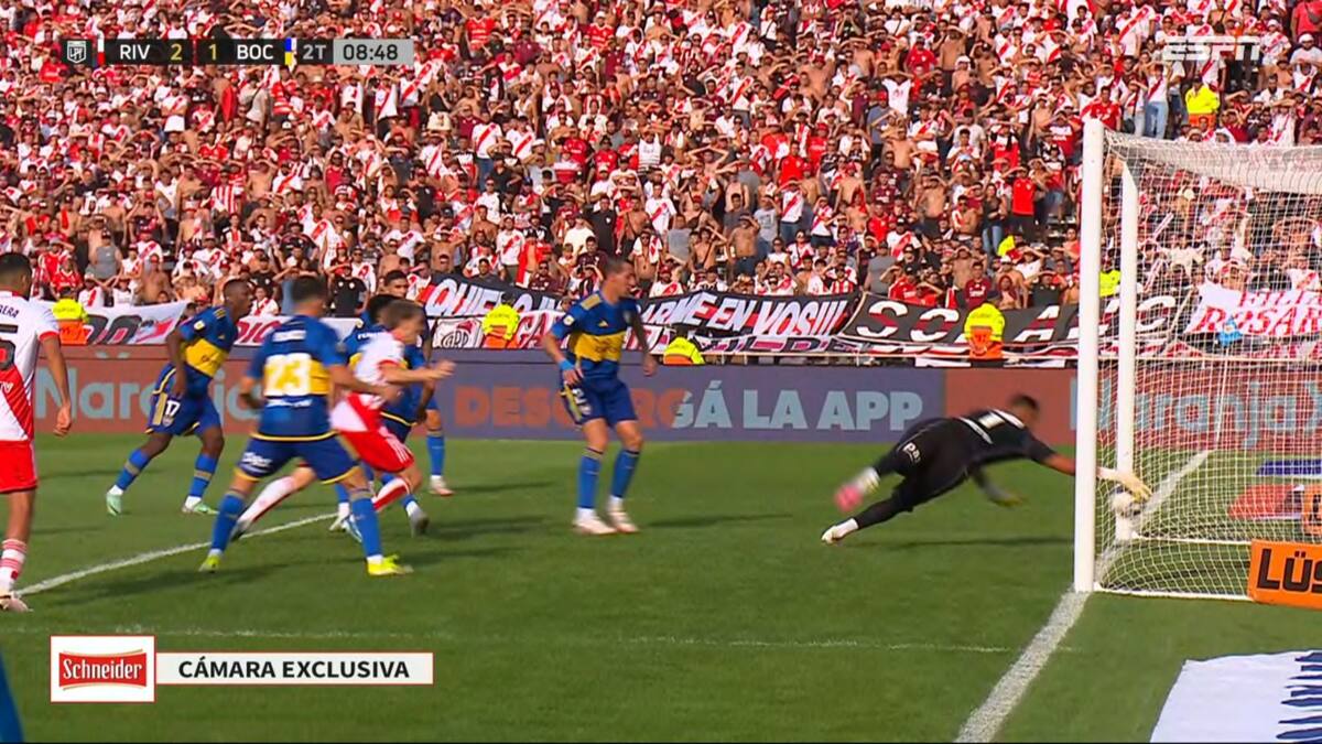 marcó el Superclásico del fútbol argentino.