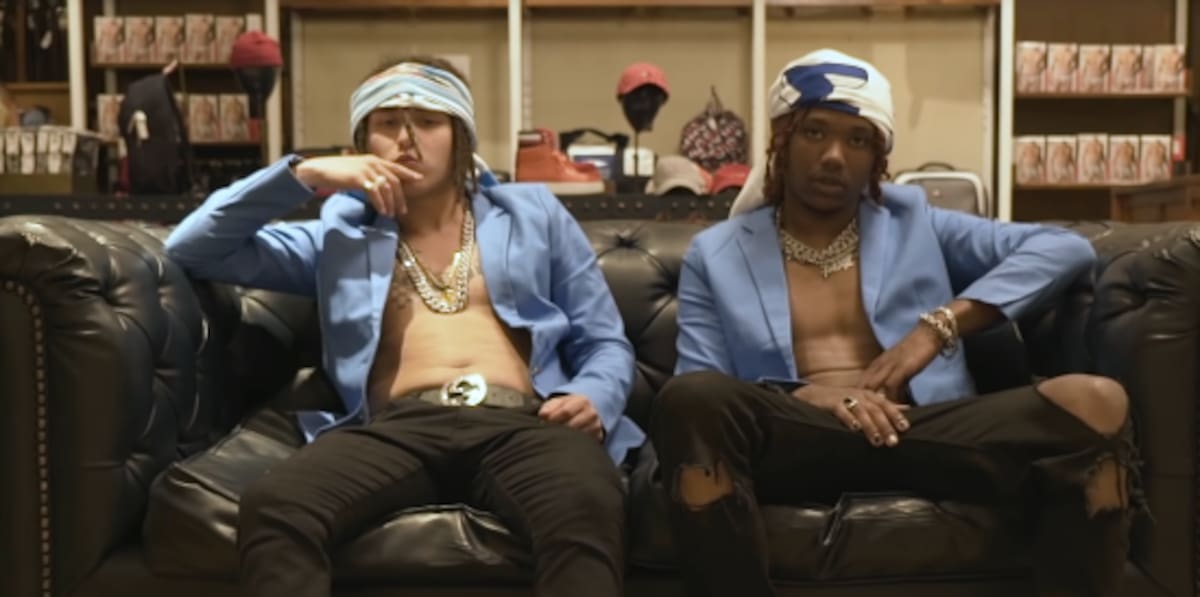 Polimá Wesctoast y Pablo Chill-E en el video de "My Blood". Créditos: Youtube.