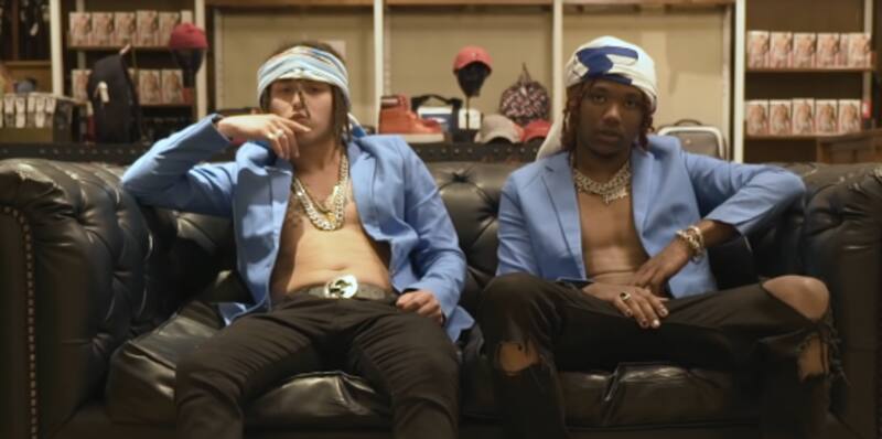 Polimá Wesctoast y Pablo Chill-E en el video de "My Blood". Créditos: Youtube.