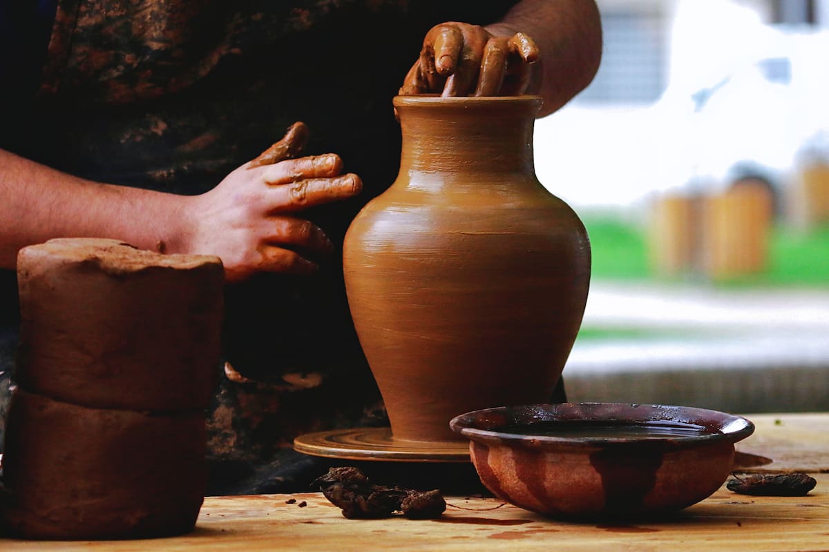 Revisa la guía completa para recorrer el famoso pueblo de la Región Metropolitana. Foto: Aton Chile.