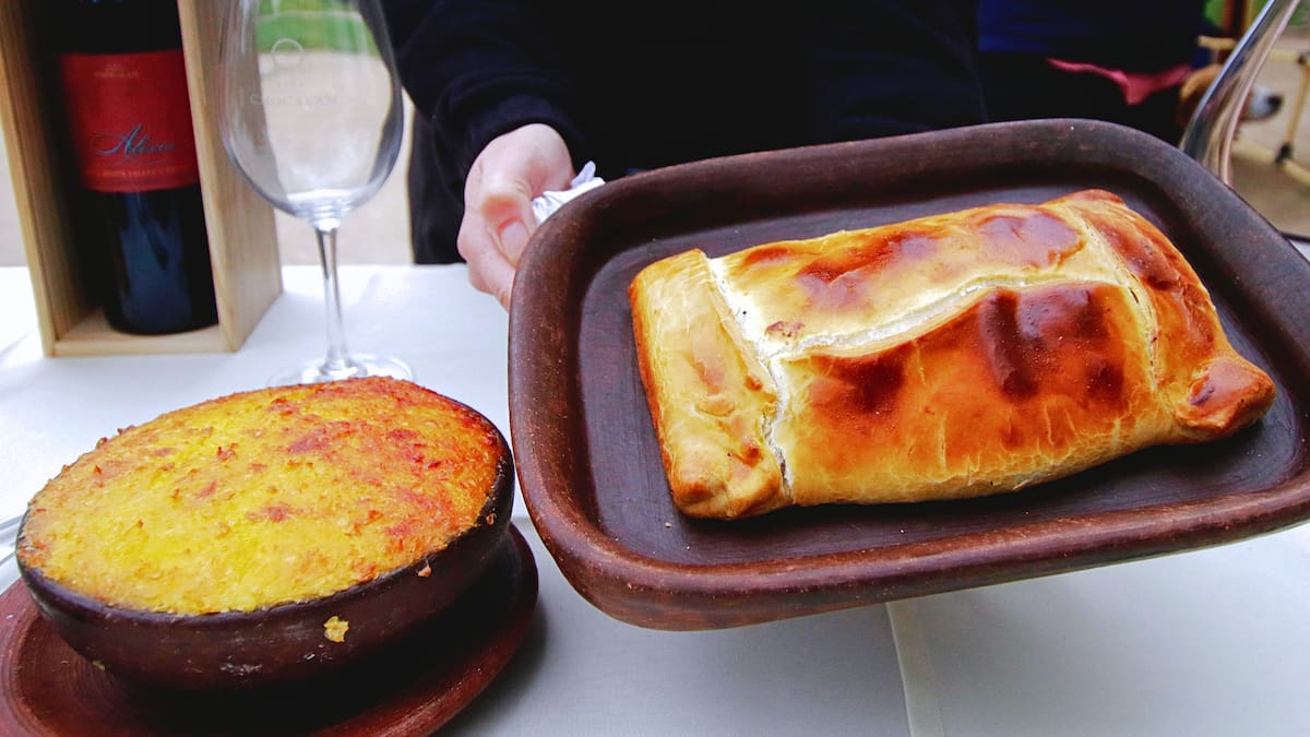 Escapada cerca de Santiago: el rincón con empanadas de kilo y artesanía ancestral ideal para este otoño