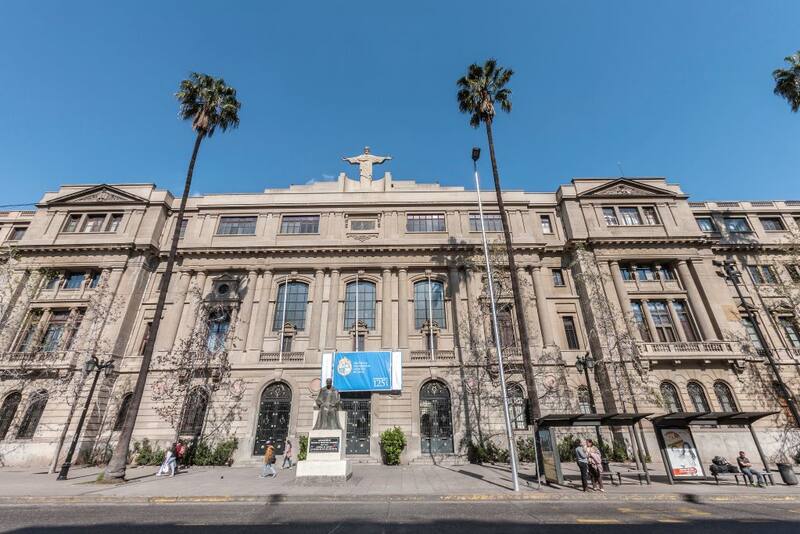 es la mejor ubicada de Chile en el ranking mundial CWUR.