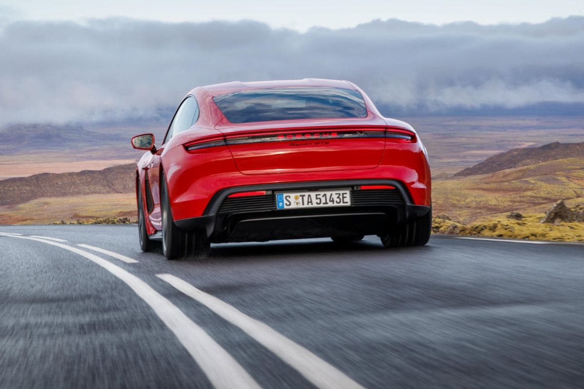 Porsche completa la gama de Taycan con las versiones 4 y GTS