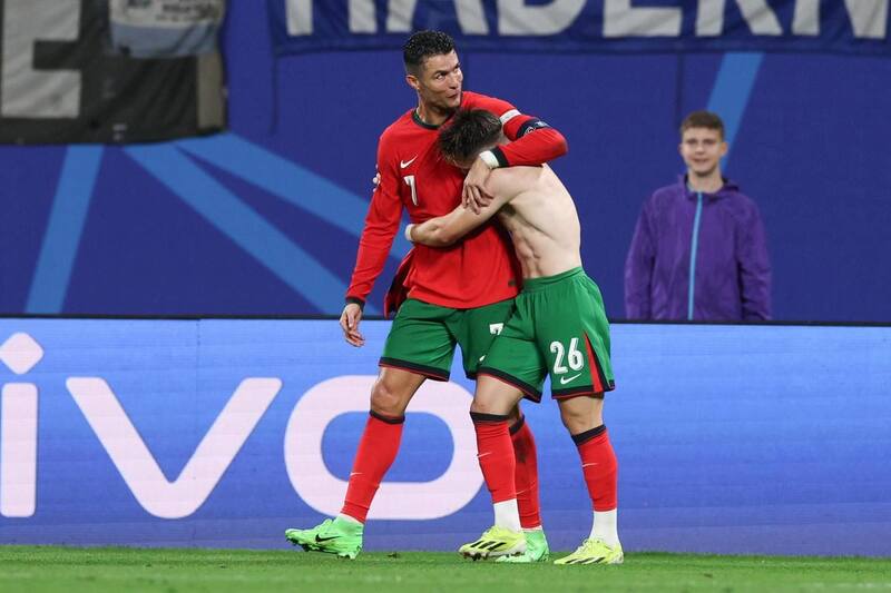 logró ganar el partido durante los últimos minutos. Foto: EFE