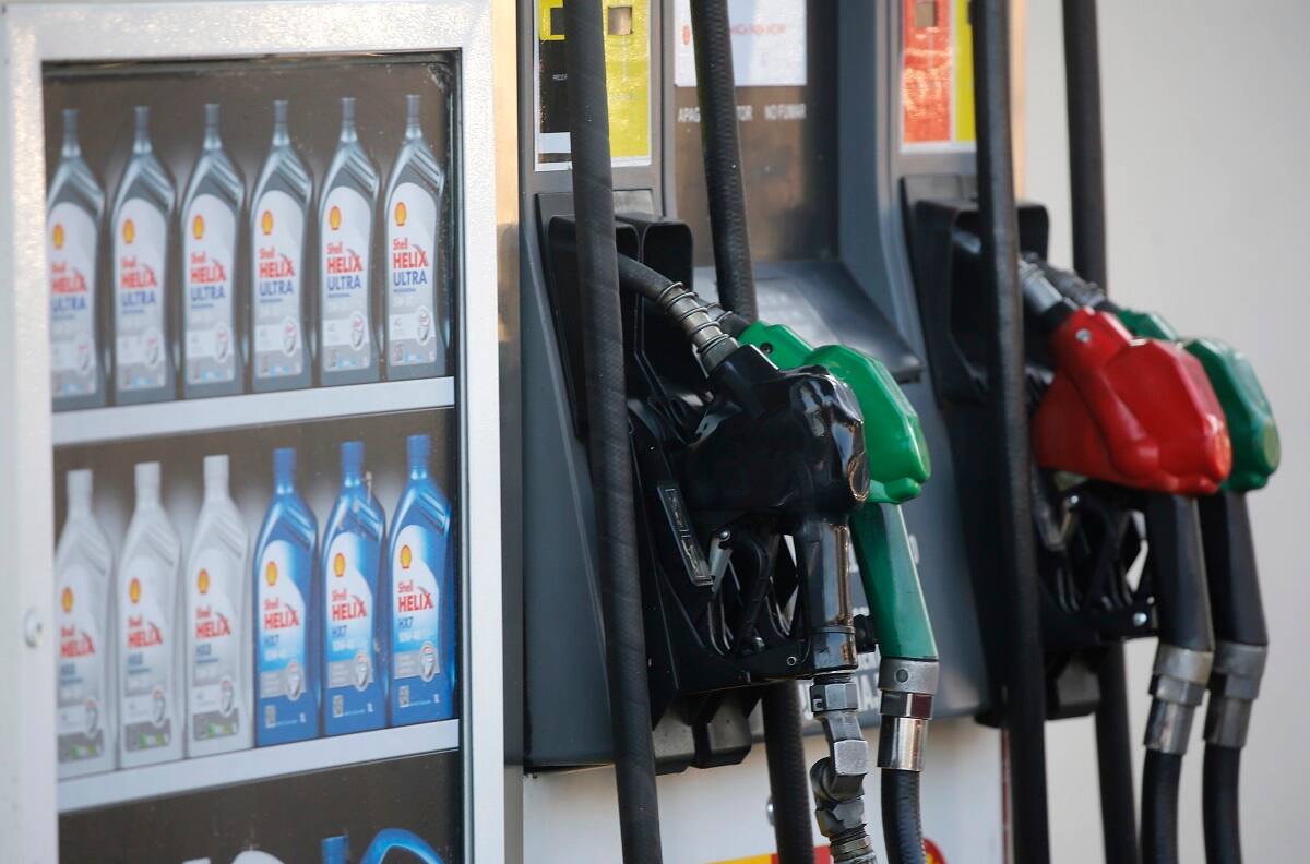 Enap confirma que bencinas bajarán su precio: ¿cuánto disminuyeron?