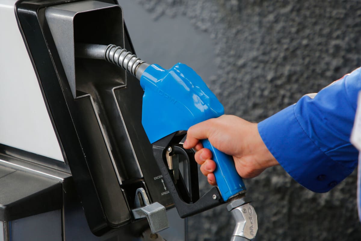 A través de una plataforma de la Comisión Nacional de Energía se puede conocer dónde está el combustible más económico. Créditos: ATON.