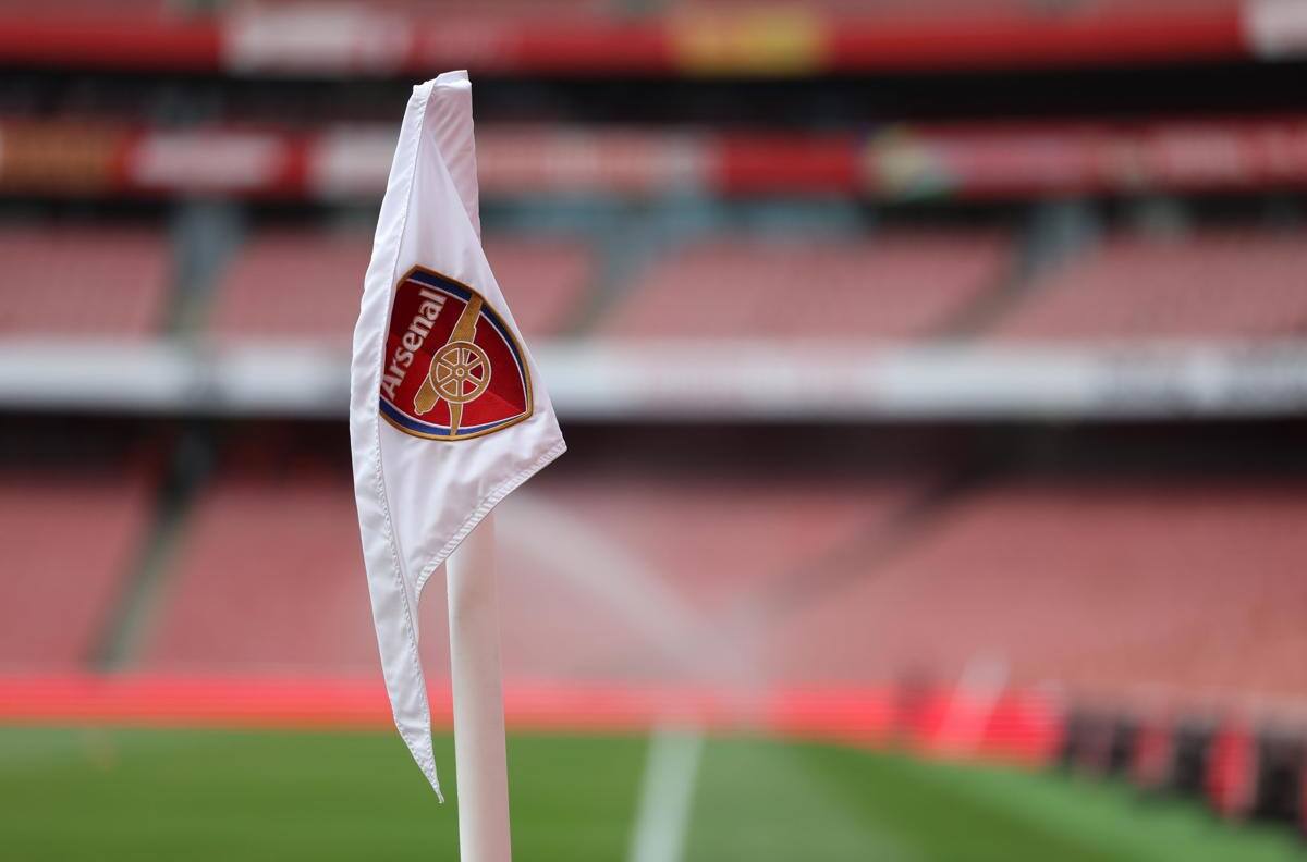 Leyenda de Arsenal en picada contra la Premier League por no reconocer a Los Invencibles del 2004