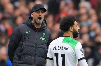 Revelan el tenso diálogo de la discusión entre Salah y Klopp en el Liverpool y que dio la vuelta al mundo