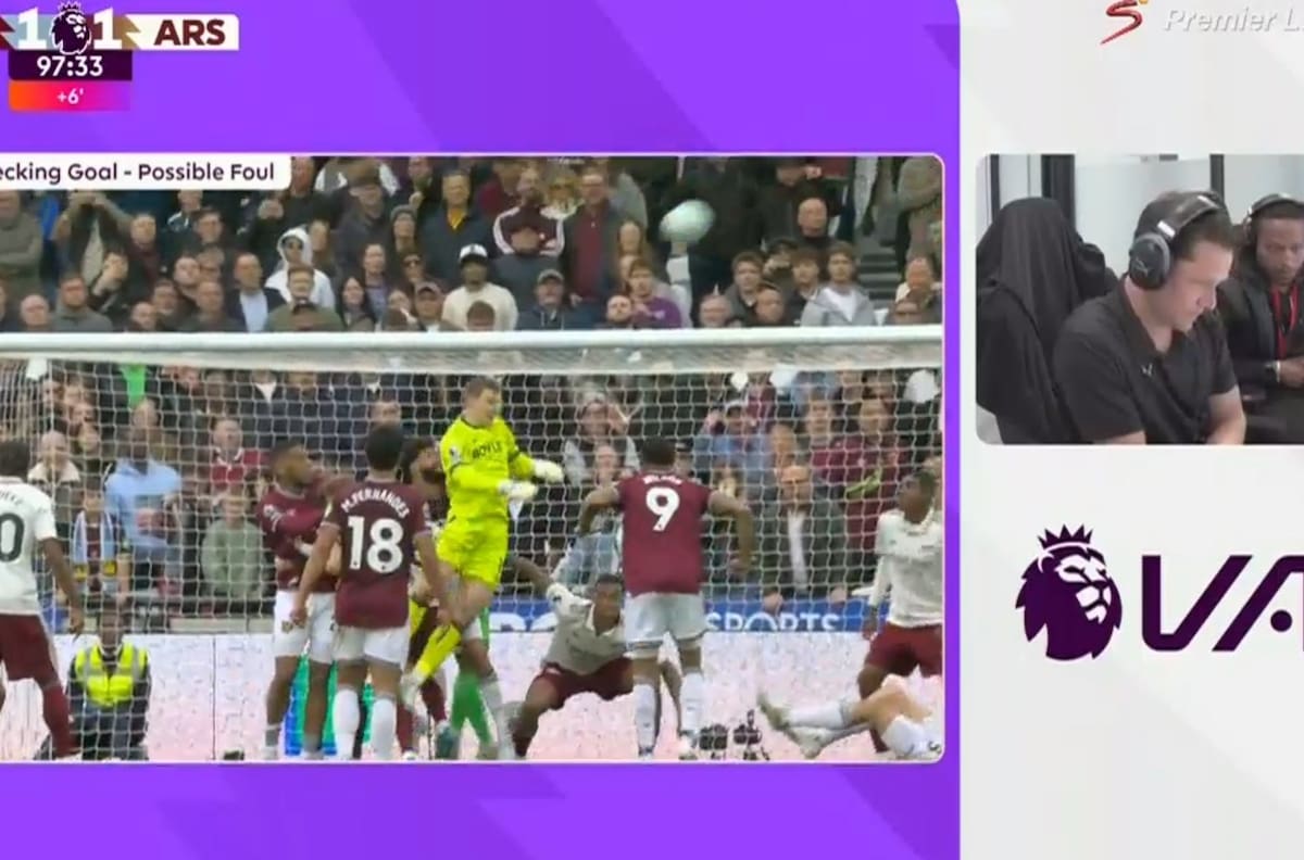VIDEO | ¿El VAR decidió el título de la Premier? La polémica jugada que “salvó” al Arsenal