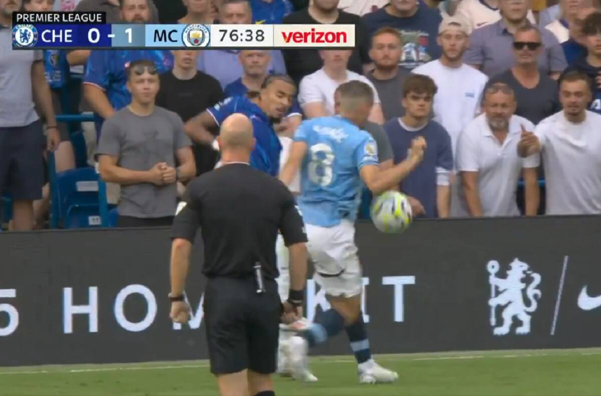 Polémica mano no cobrada contra Manchester City vs Chelsea