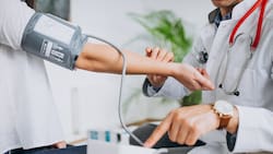 Esta es la mejor forma de controlar la presión arterial alta, según Harvard