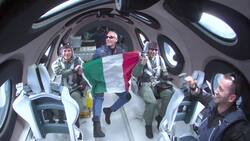 VIDEO | Así despegó hacia el espacio el primer vuelo comercial de Virgin Galactic