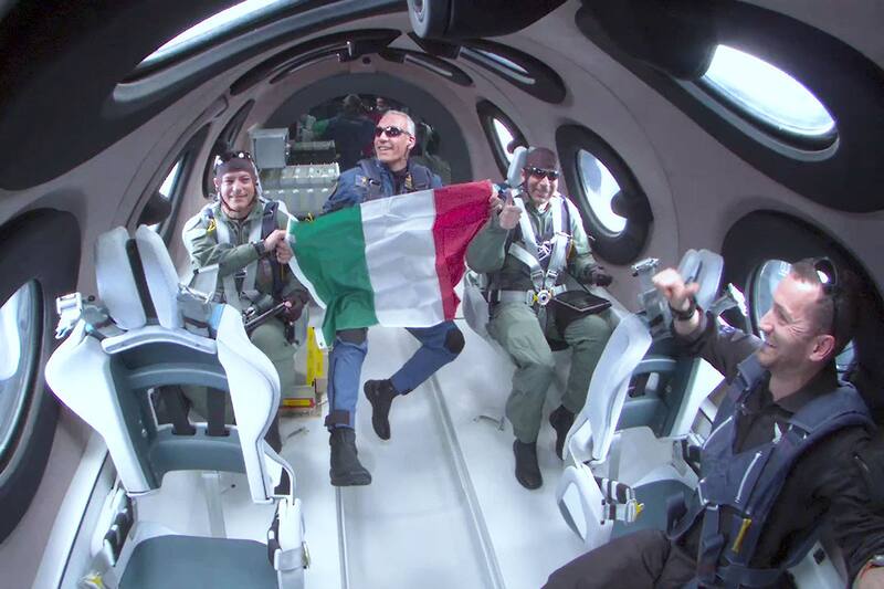 Subir a la nave costará alrededor de 450 mil dólares. Créditos: @VirginGalactic.