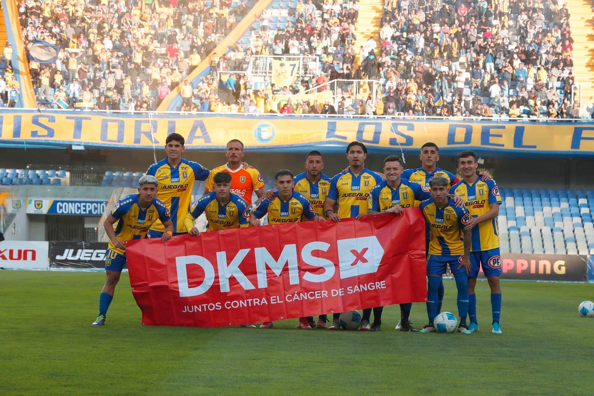 La U de Conce no sabe si podrá tener a sus hinchas en el estadio. Agencia Aton
