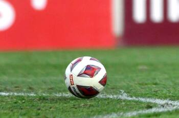 Jugador de Primera B arriesga largo castigo por agredir a un árbitro: “Me golpea con el puño”