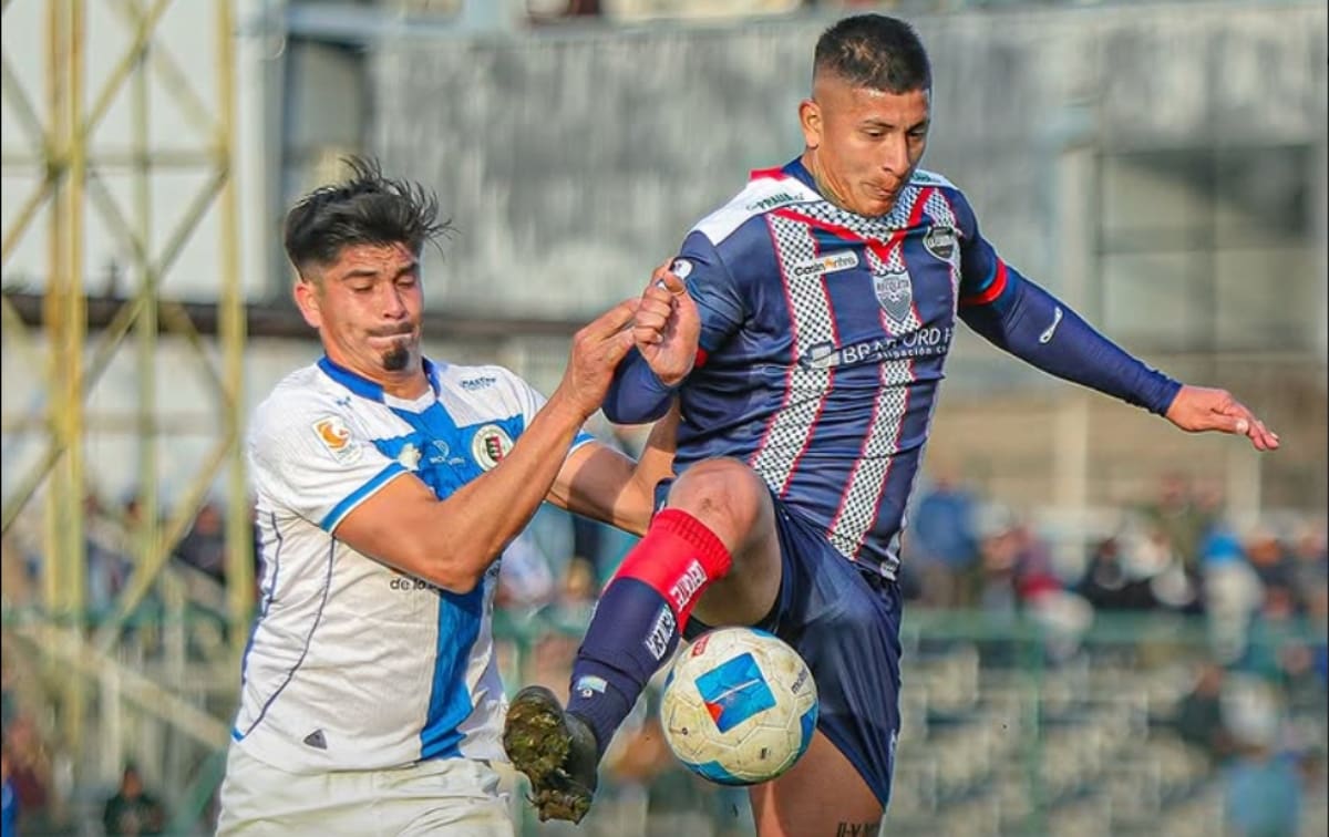 Recoleta y Santa Cruz igualaron sin goles. Foto: @deportes.recoletasadp