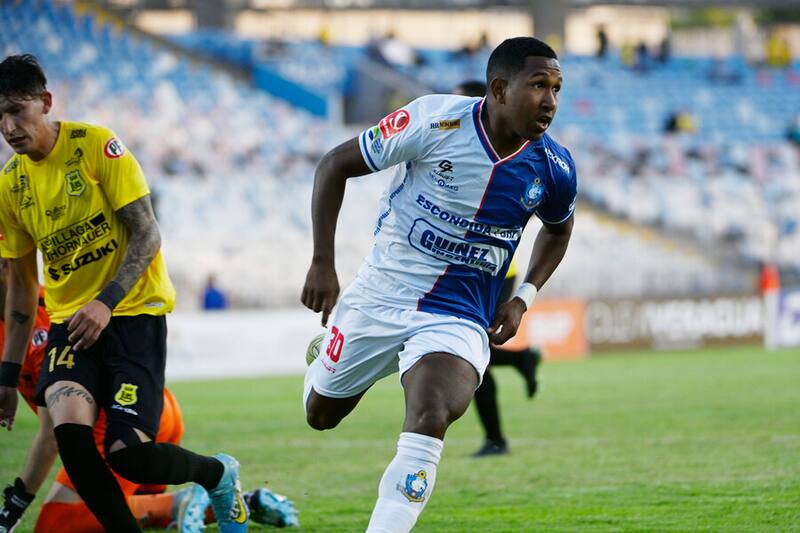 Luis Guerra podría salir de Deportes Antofagasta tras una buena temporada en Primera B. Foto: Aton.