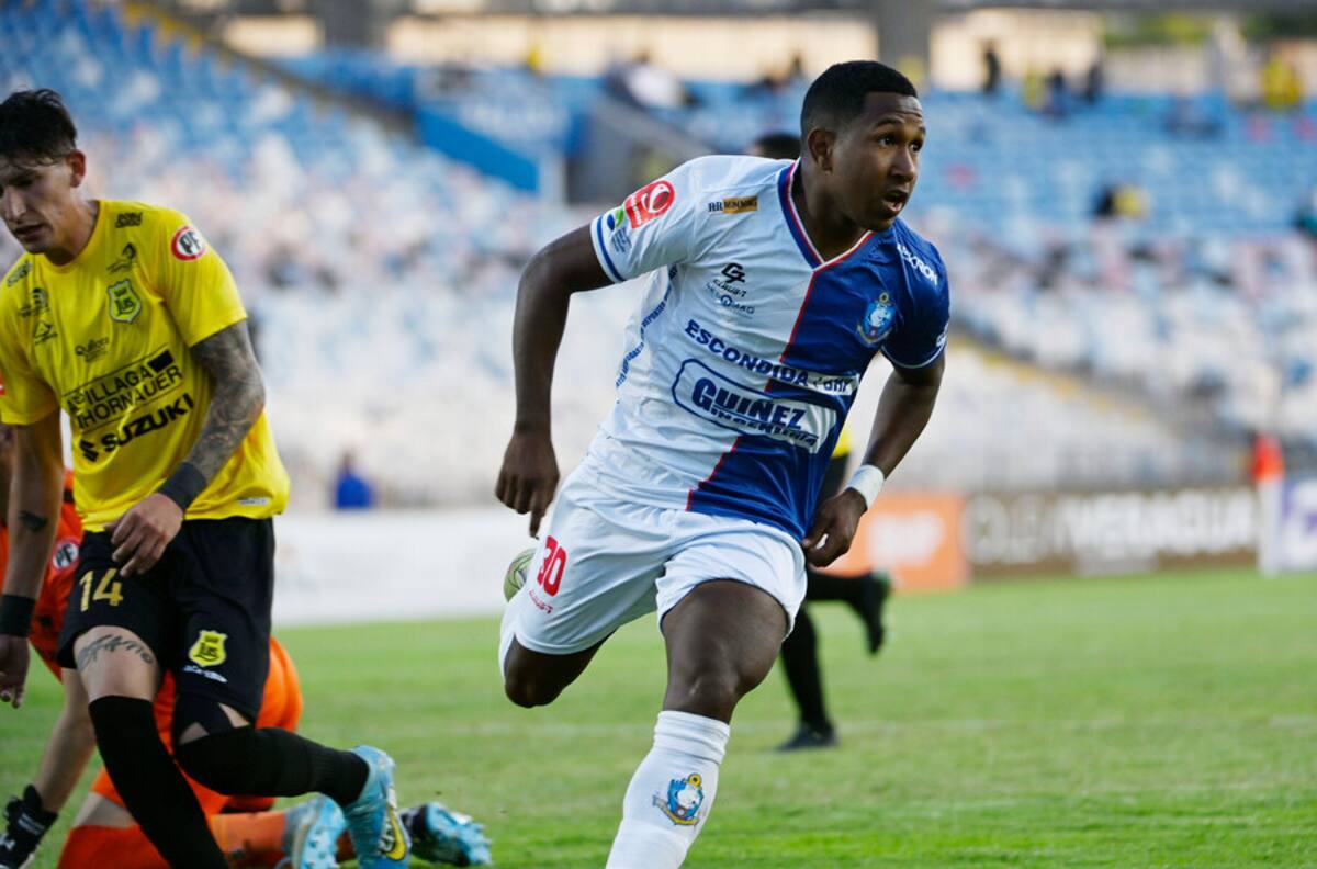 ¿Se va de Chile? Futuro de goleador venezolano de Primera B en la nebulosa