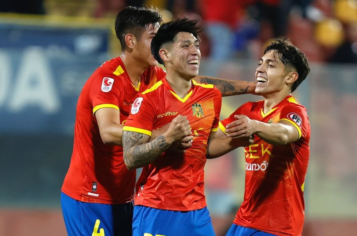 Unión Española quiere el ascenso y va con todo por tres fichajes para la segunda rueda: “Nos van a aportar mucho”