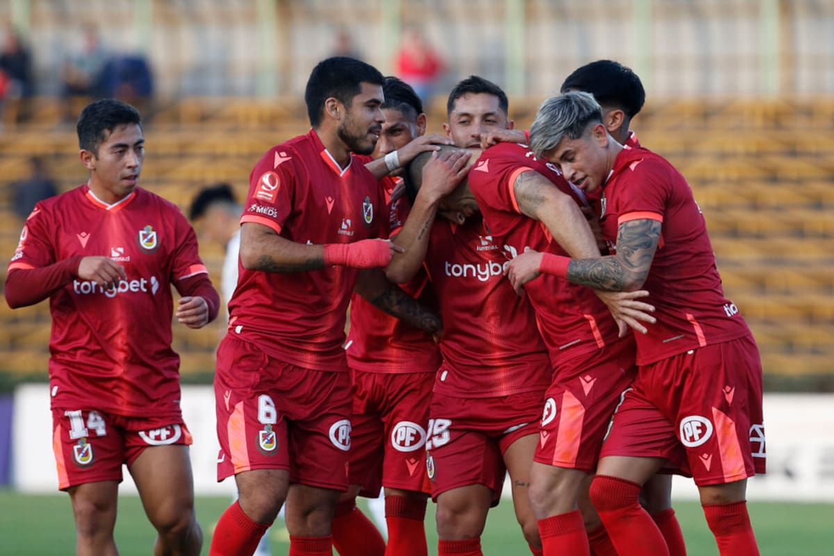 Deportes La Serena es el líder del campeonato del Ascenso. Foto: Aton.