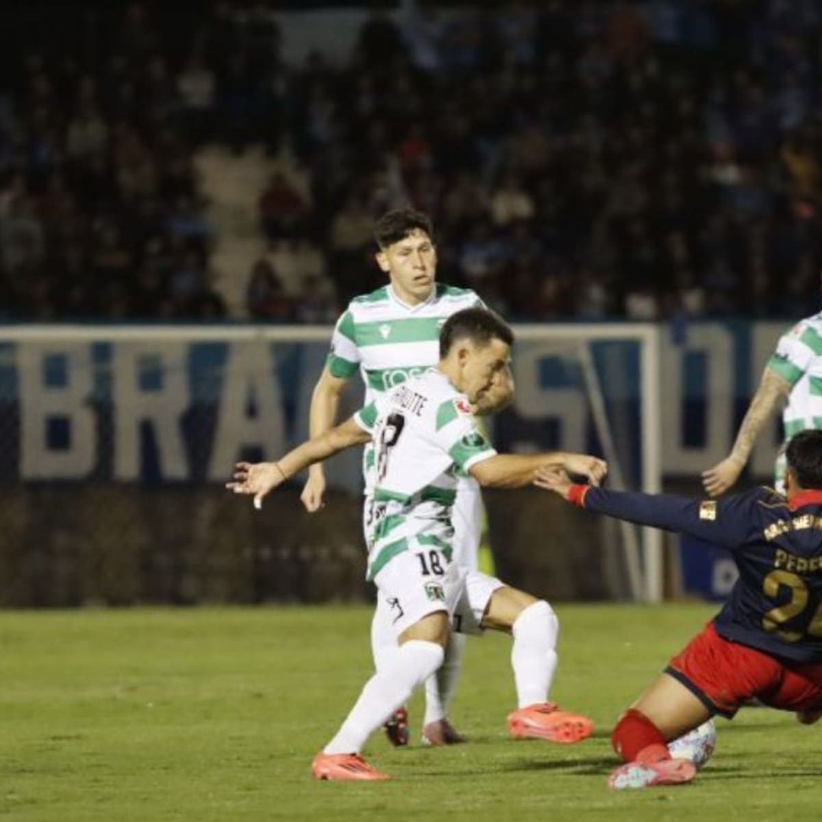 No solo Charles Aránguiz: otra agresión se tomó el fútbol chileno este fin de semana