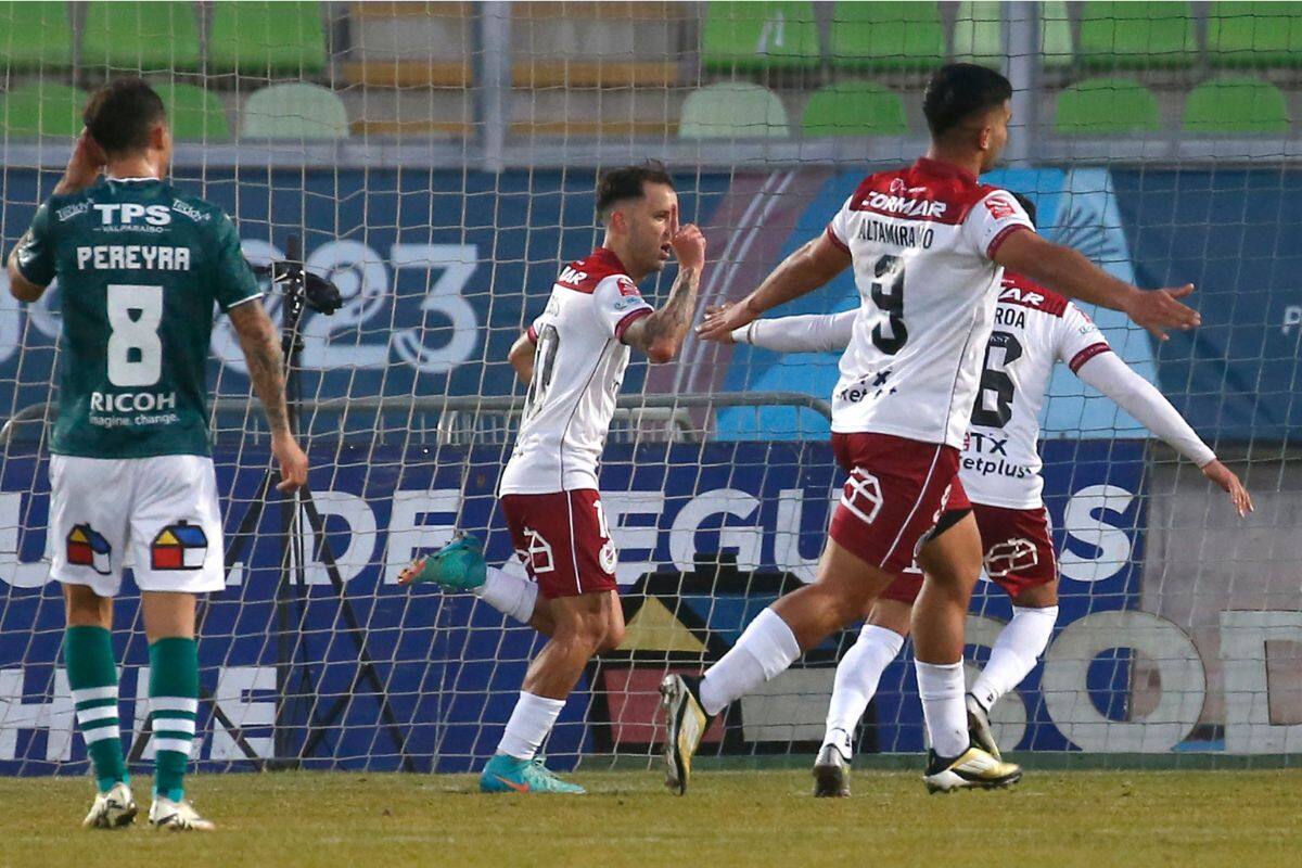 Deportes La Serena venció por la mínima a Santiago Wanderers y le sacó 12 puntos de ventaja a Rangers en la cima de la tabla de posiciones. Foto: Agencia Aton.