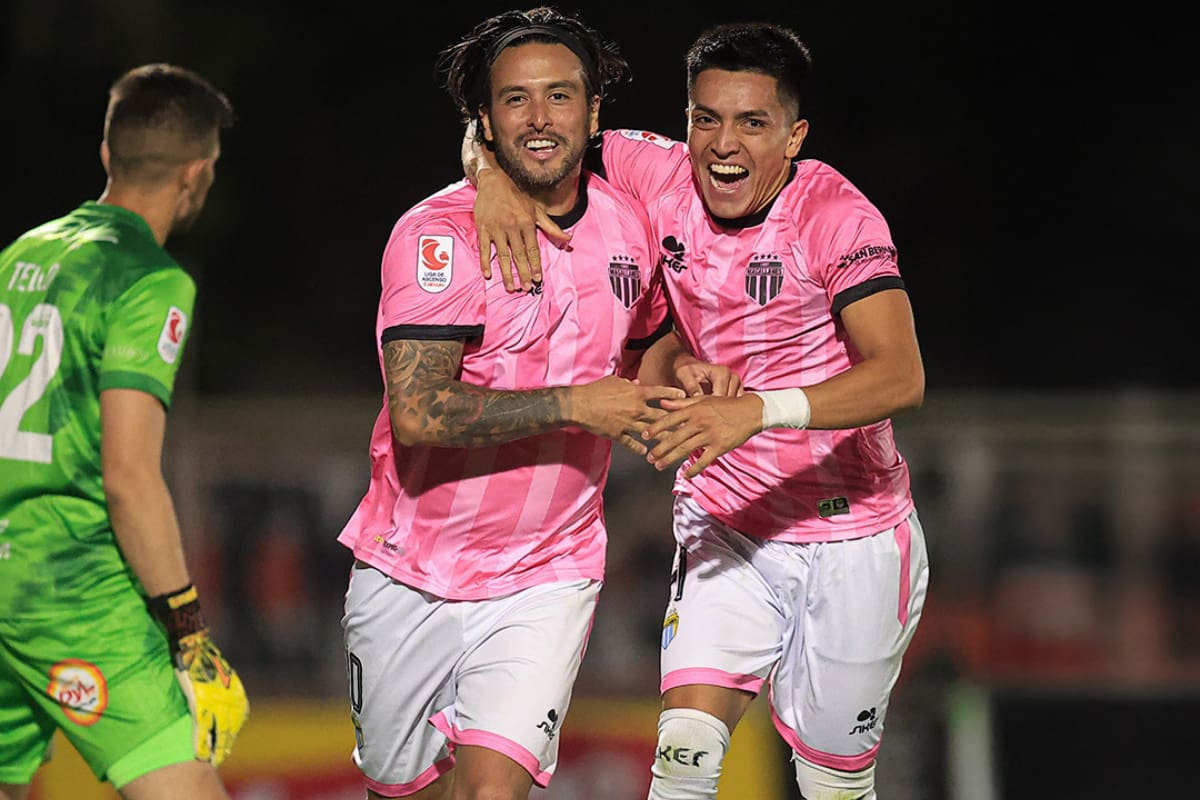 Magallanes derrotó a Curicó en San Fernando. Foto: Instagram Magallanes