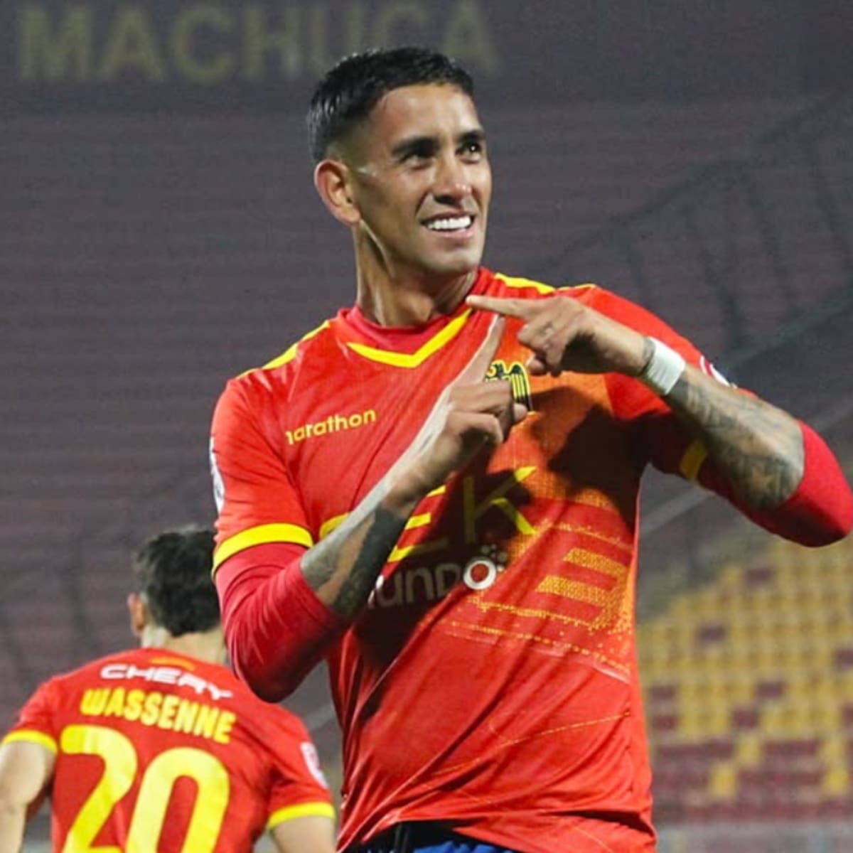 Unión Española se hace fuerte de local y le da vuelta un entretenido partido a Deportes Iquique