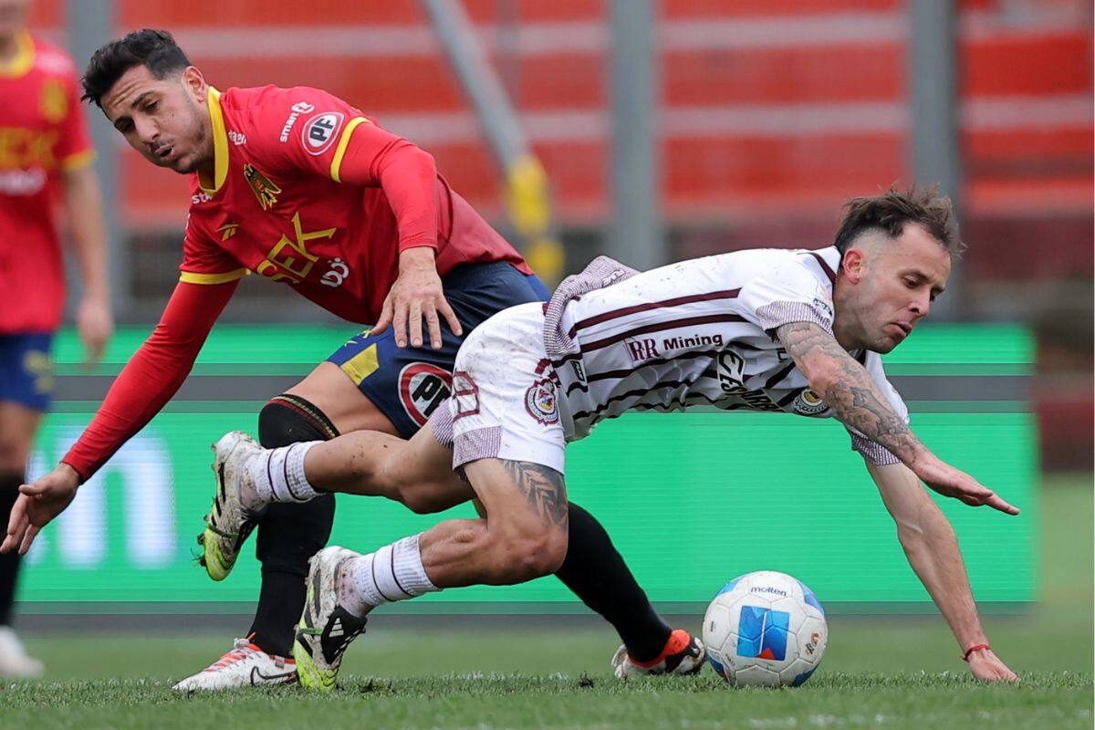 Union Española y Deportes La Serena, dos escuadras complicadas con el descenso. Foto: Agencia Aton.