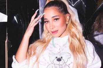 A lo Hannah Montana: Princesa Alba se realizó impactante cambio de look para anunciar nueva era