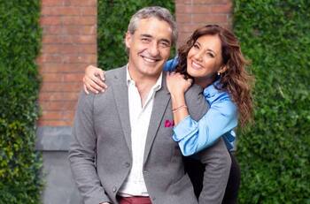 Tras semanas separados: Priscilla Vargas y José Luis Repenning se reencuentran en playero destino