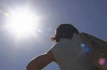 ¿Sigue el calor en la Región Metropolitana? Este es el día de la semana en que se registrará más de 20° C en Santiago