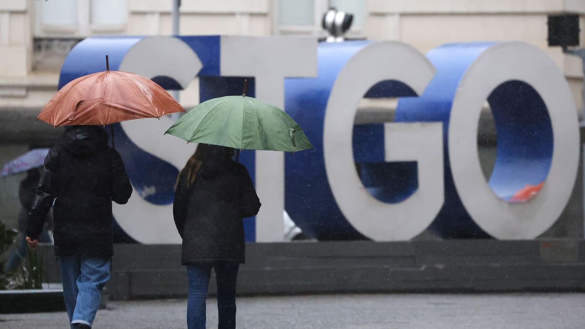 Tras confirmarse lluvia en Santiago: Pronóstico del tiempo para este domingo 14 de diciembre