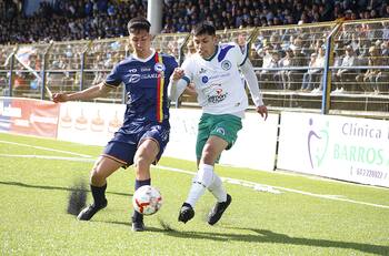 Equipo del fútbol chileno amenaza con dejar su ciudad por diferencias con autoridades