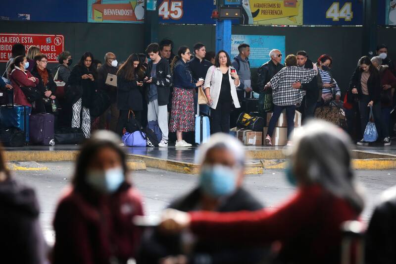 El próximo feriado en Chile será el lunes 1 de mayo, es decir, fin de semana largo. Créditos: ATON